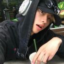 1r4xvgzjqmQK8SPw-HB
